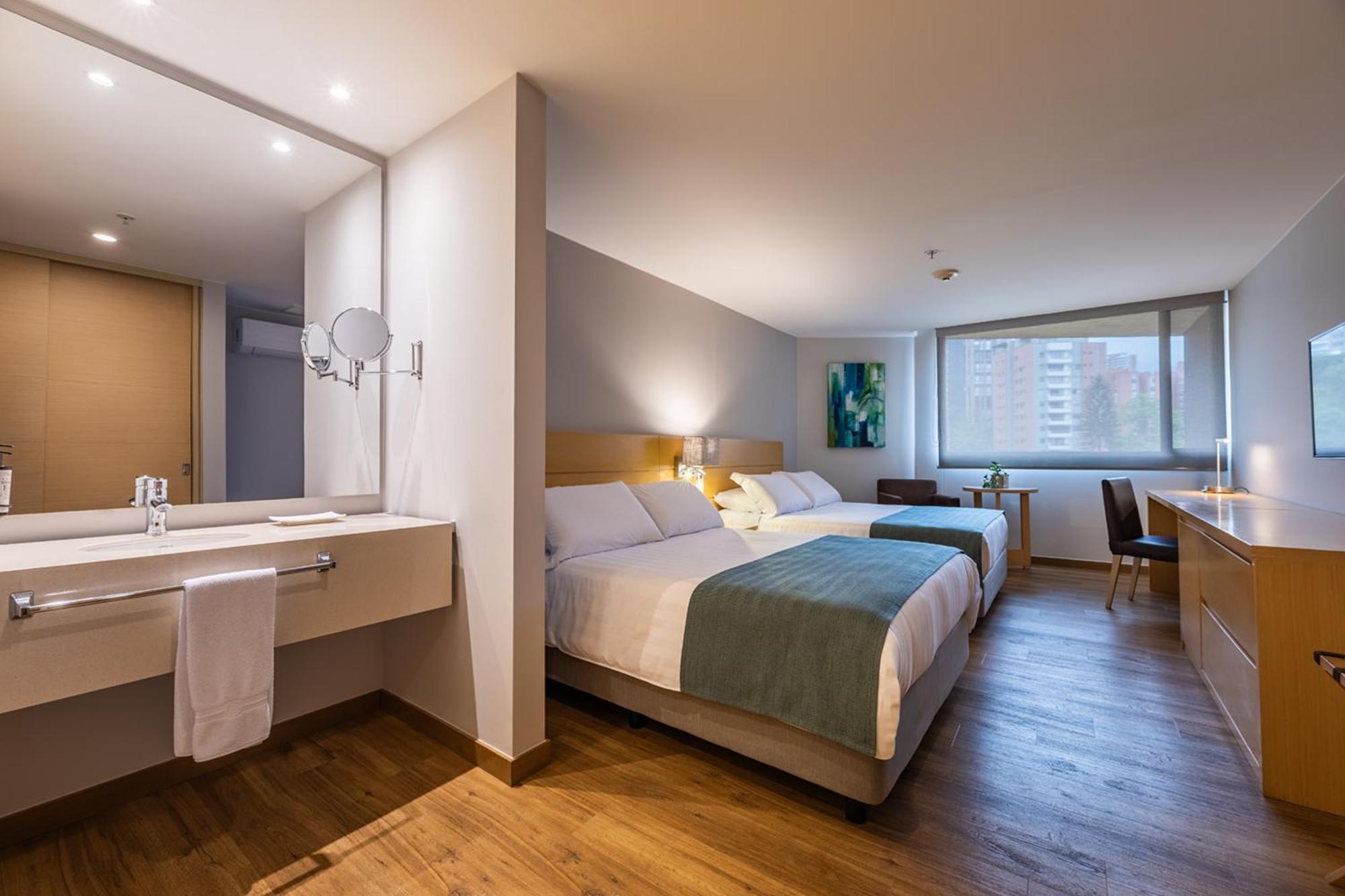 Hotel Estelar Blue Medellín Esterno foto